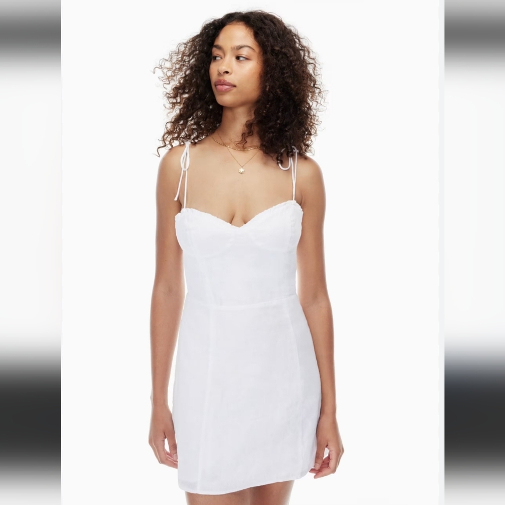 Aritzia Maxwell Floral Dress NWT - Picture 2 of 16